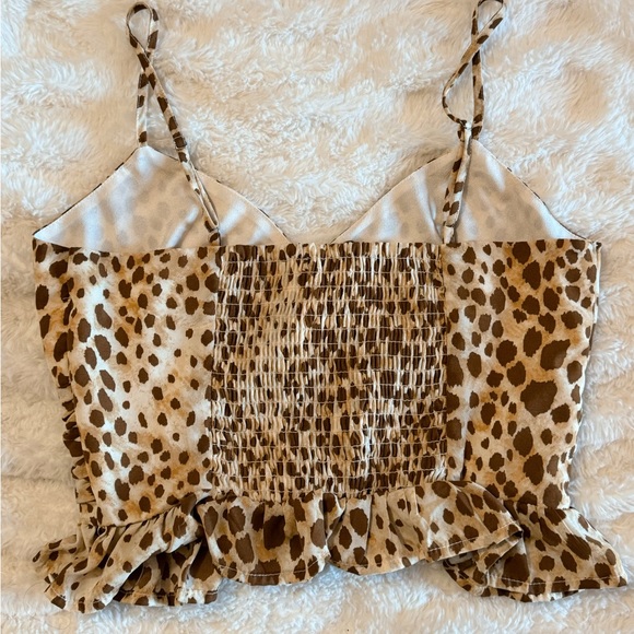 Cheetah print top! - Picture 2 of 4